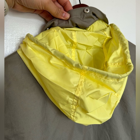 Geox Respira Water Repellant Windbreaker - Picture 9 of 16